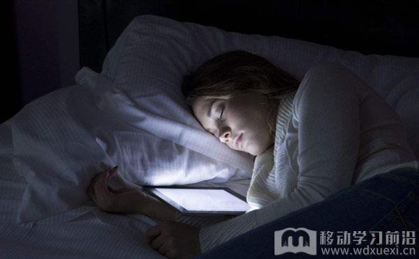 企業在線培訓平臺容易讓人產生學習孤獨感