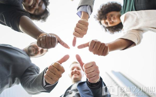 怎么做一名企業培訓師，企業培訓師需要具備哪些能力？